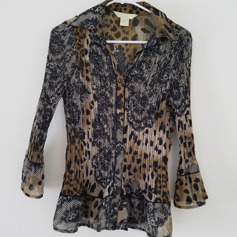 Women's Button Up Blouse, Size Medium, Like New